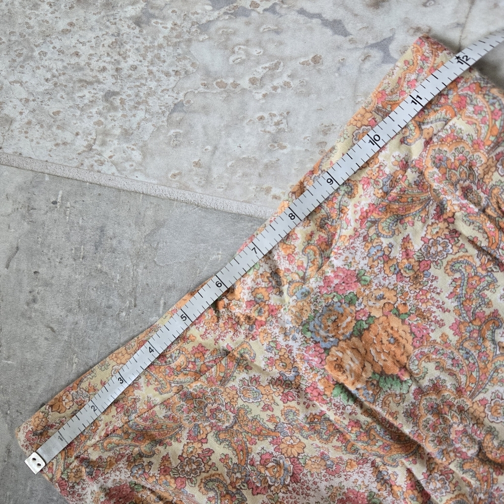 True Vintage 70s Cabbage Rose Patchwork Skirt - image 5